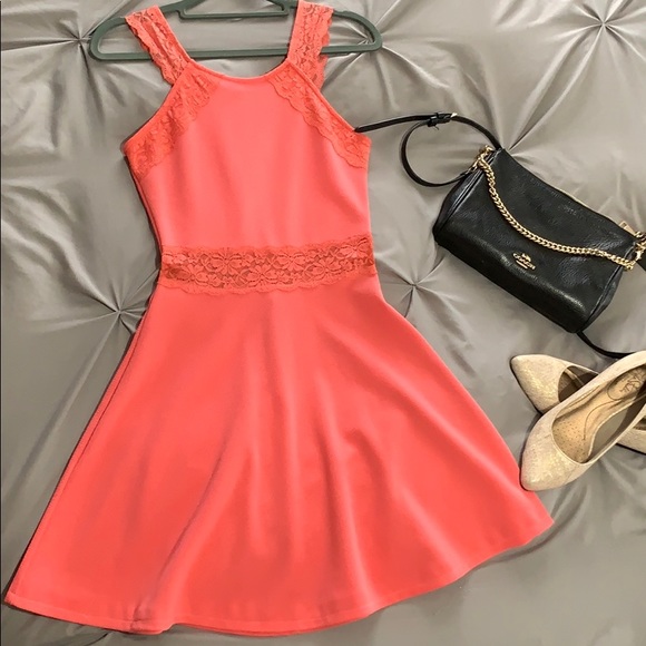 Cute skater dress in EUC! - Picture 1 of 4